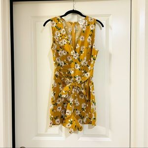 [NWOT] Mustard Yellow Floral Romper